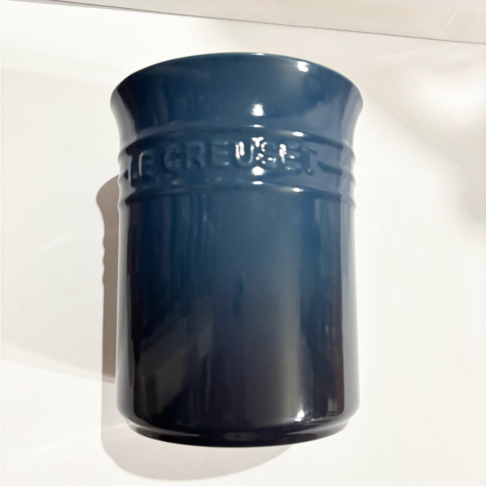 Le Creuset Deep Blue Ceramic Holder